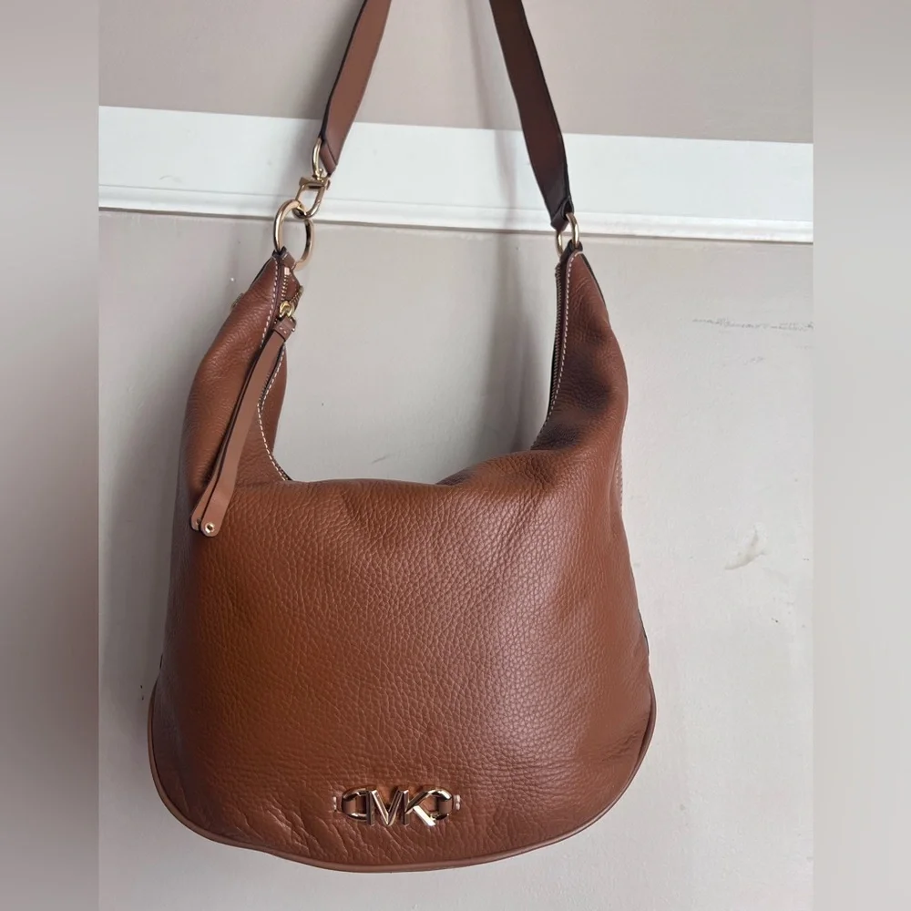 Michael Kors Tan Leather Hobo Bag - Picture 3 of 7